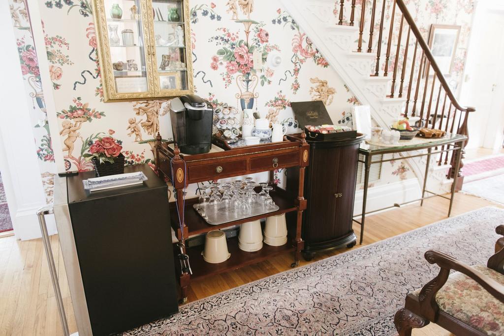 Bykenhulle House Bed And Breakfast Hopewell Junction ภายนอก รูปภาพ