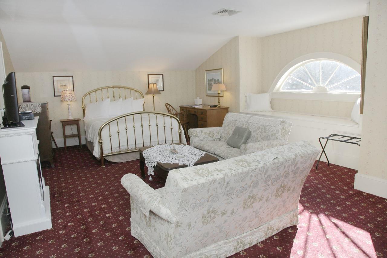 Bykenhulle House Bed And Breakfast Hopewell Junction ภายนอก รูปภาพ