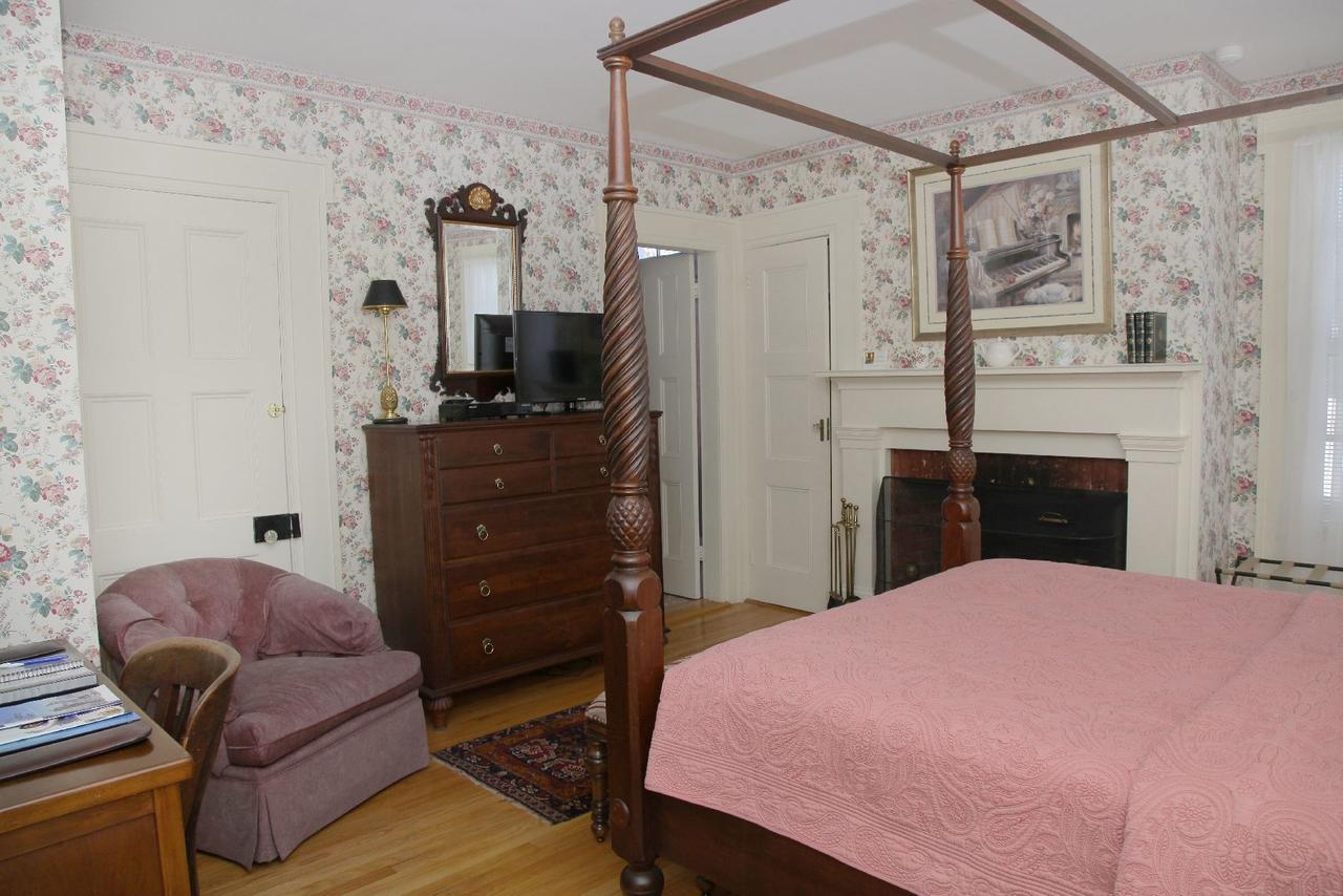 Bykenhulle House Bed And Breakfast Hopewell Junction ภายนอก รูปภาพ